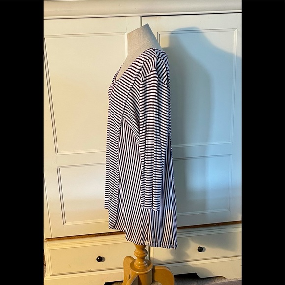 Eyelash Striped Tunic - Picture 3 of 9